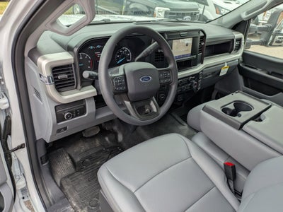 2026 Ford Super Duty F-350 DRW XL