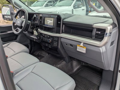 2026 Ford Super Duty F-350 DRW XL
