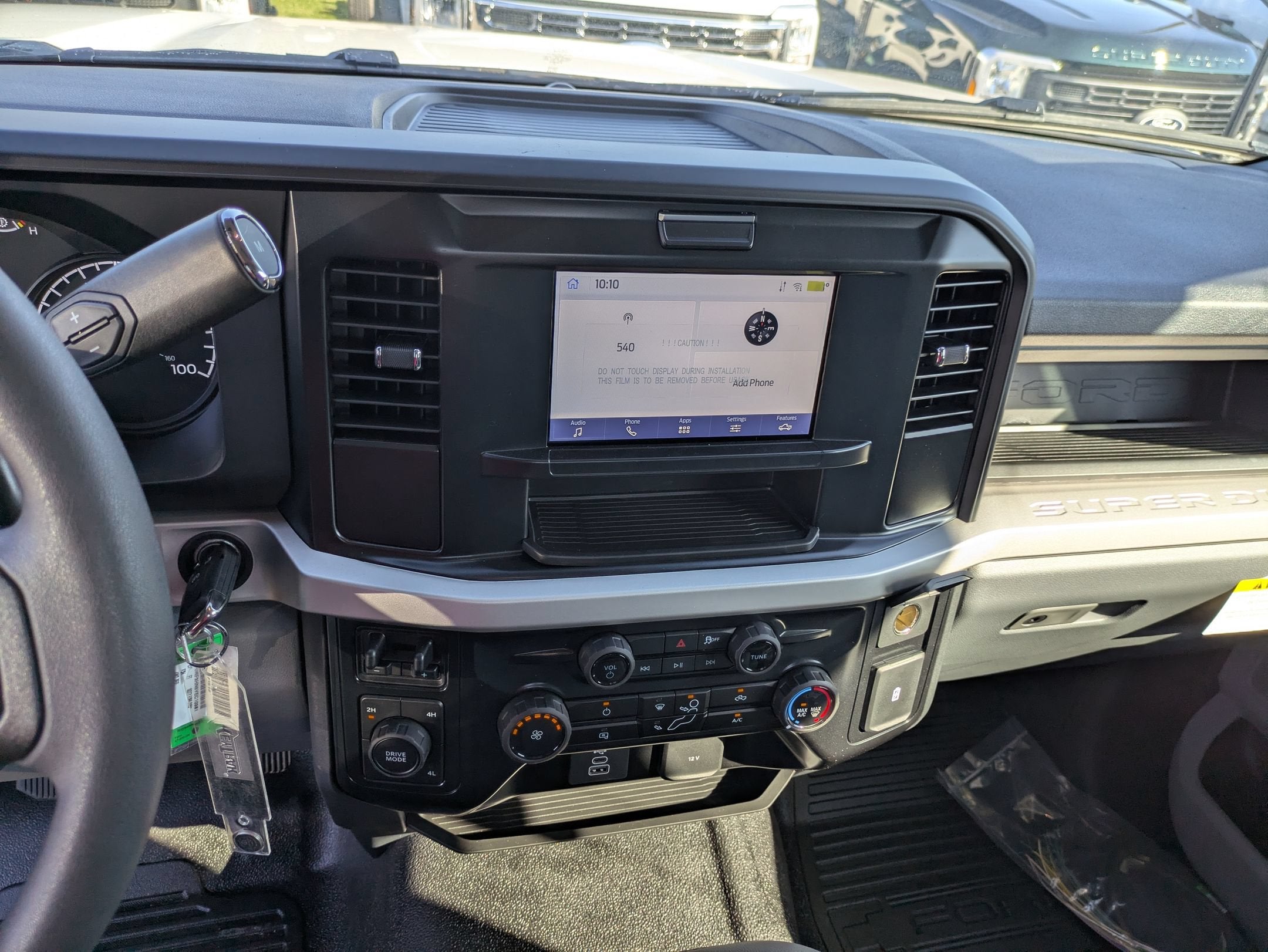 2027 Ford Super Duty F-350 DRW XL