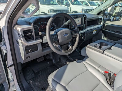 2025 Ford Super Duty F-550 DRW XL