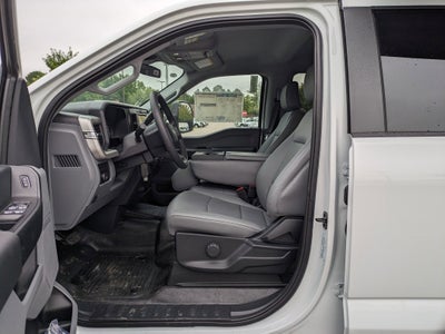 2025 Ford Super Duty F-550 DRW XL