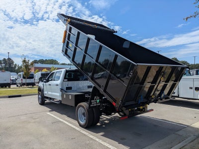 2025 Ford Super Duty F-550 DRW XL