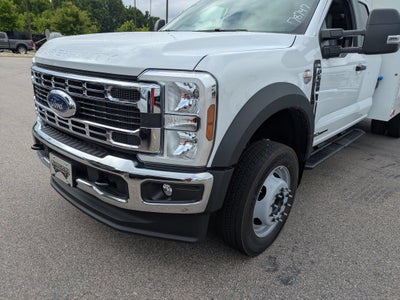 2026 Ford Super Duty F-550 DRW XL