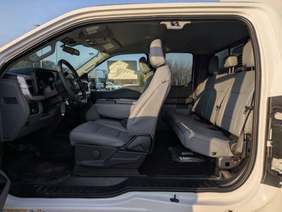 2026 Ford Super Duty F-550 DRW XL