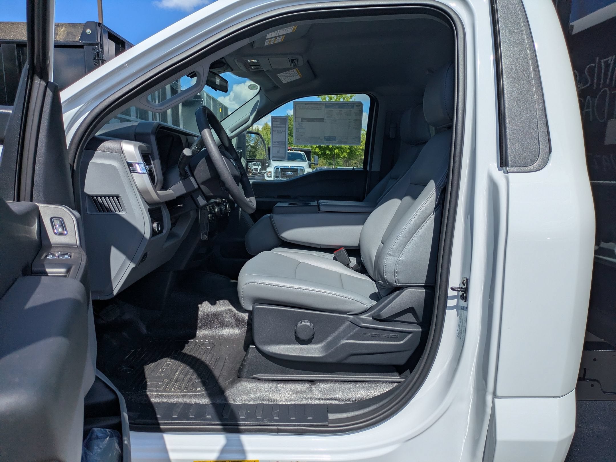 2026 Ford Super Duty F-450 DRW XL