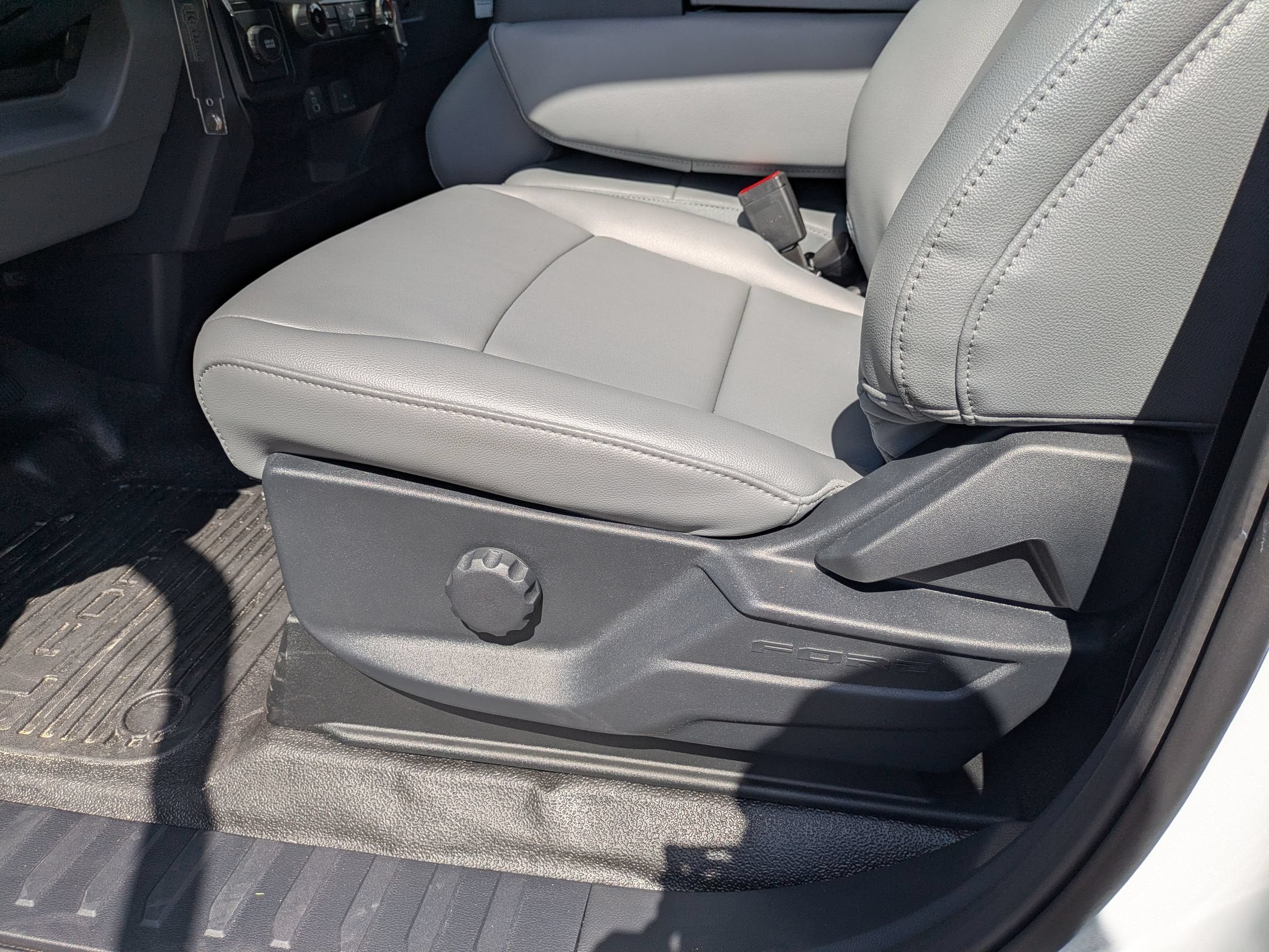 2026 Ford Super Duty F-450 DRW XL
