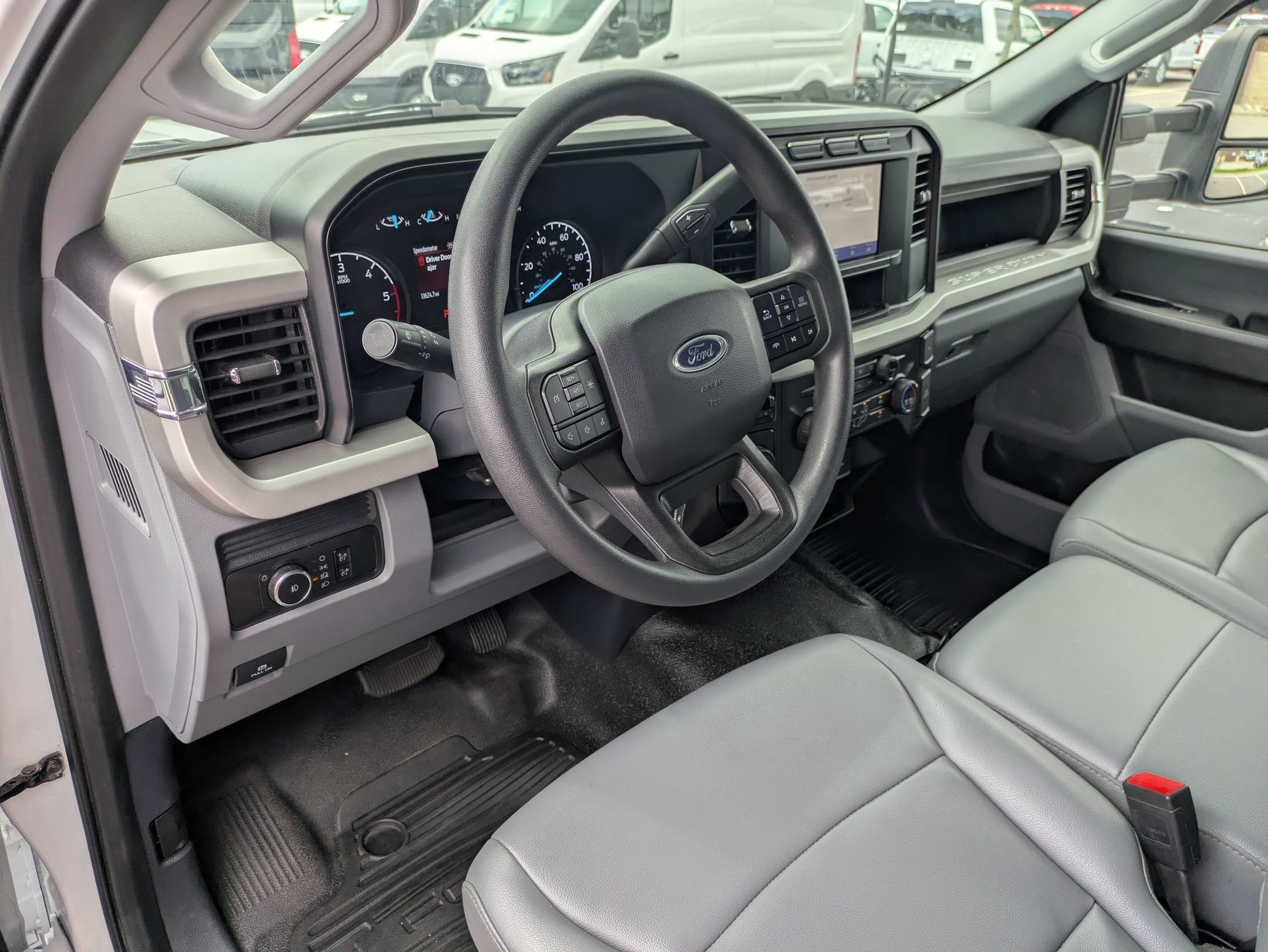 2024 Ford Super Duty F-550 DRW XL
