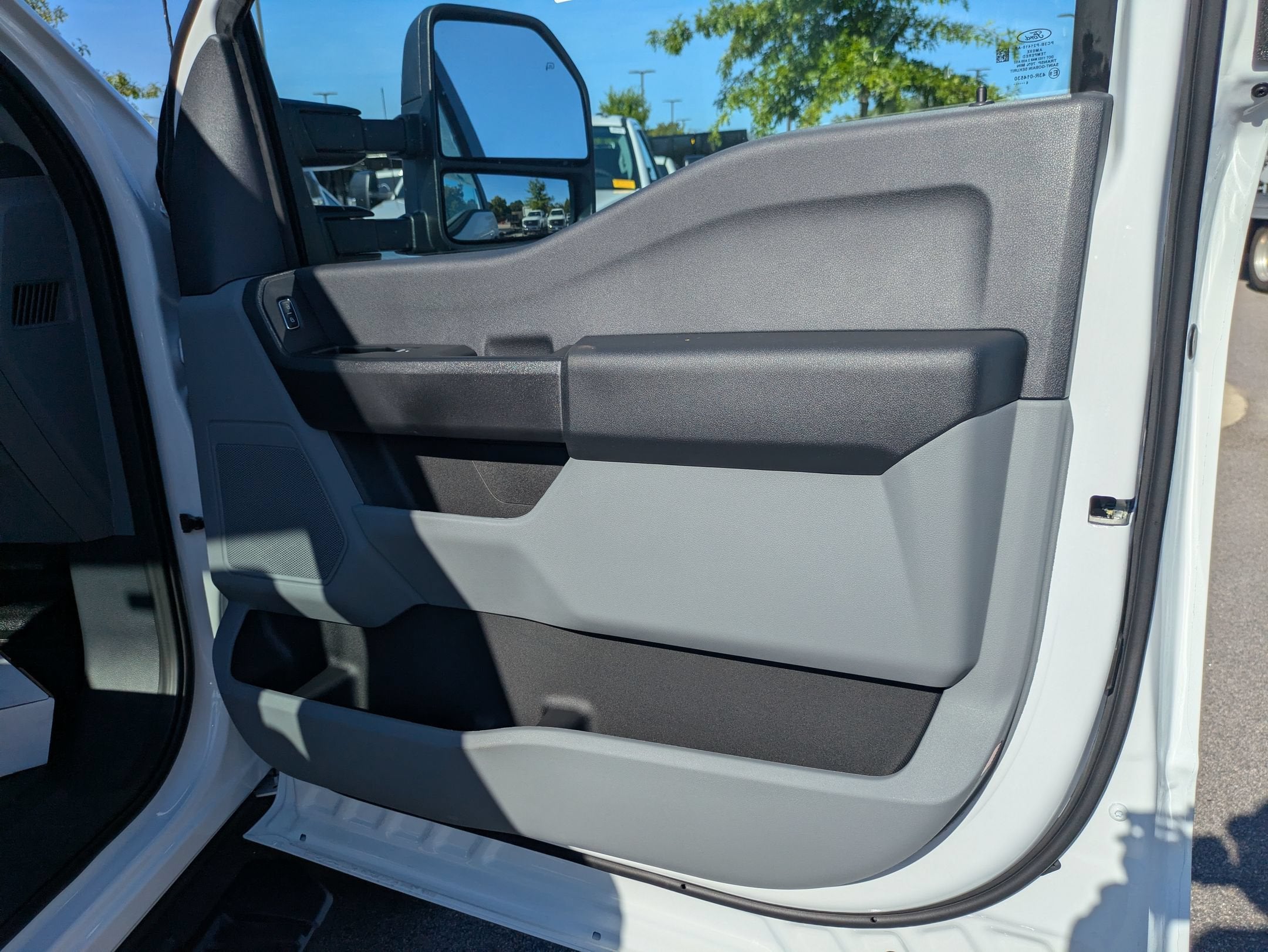 2026 Ford Super Duty F-550 DRW XL
