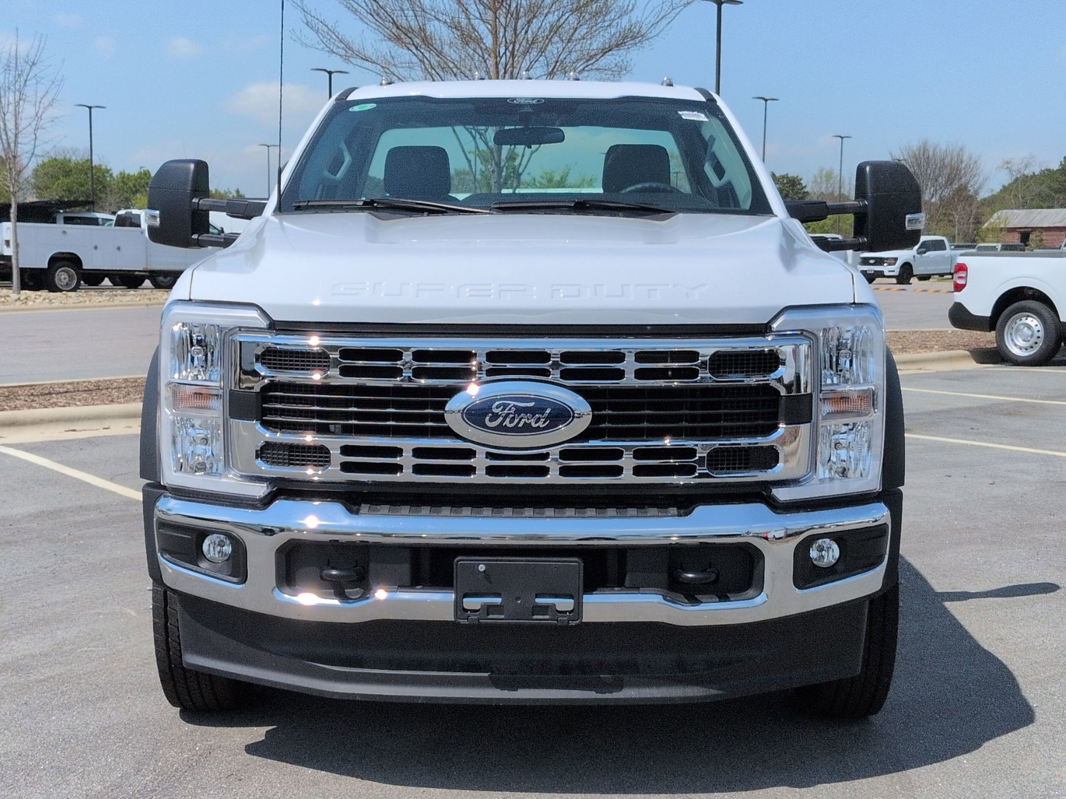 2024 Ford Super Duty F-550 DRW XL