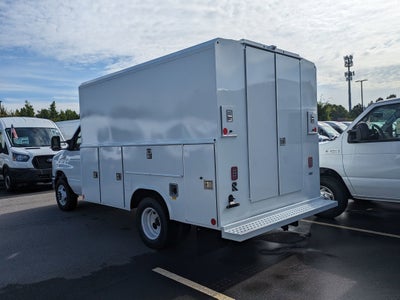 2026 Ford E-Series Cutaway Base