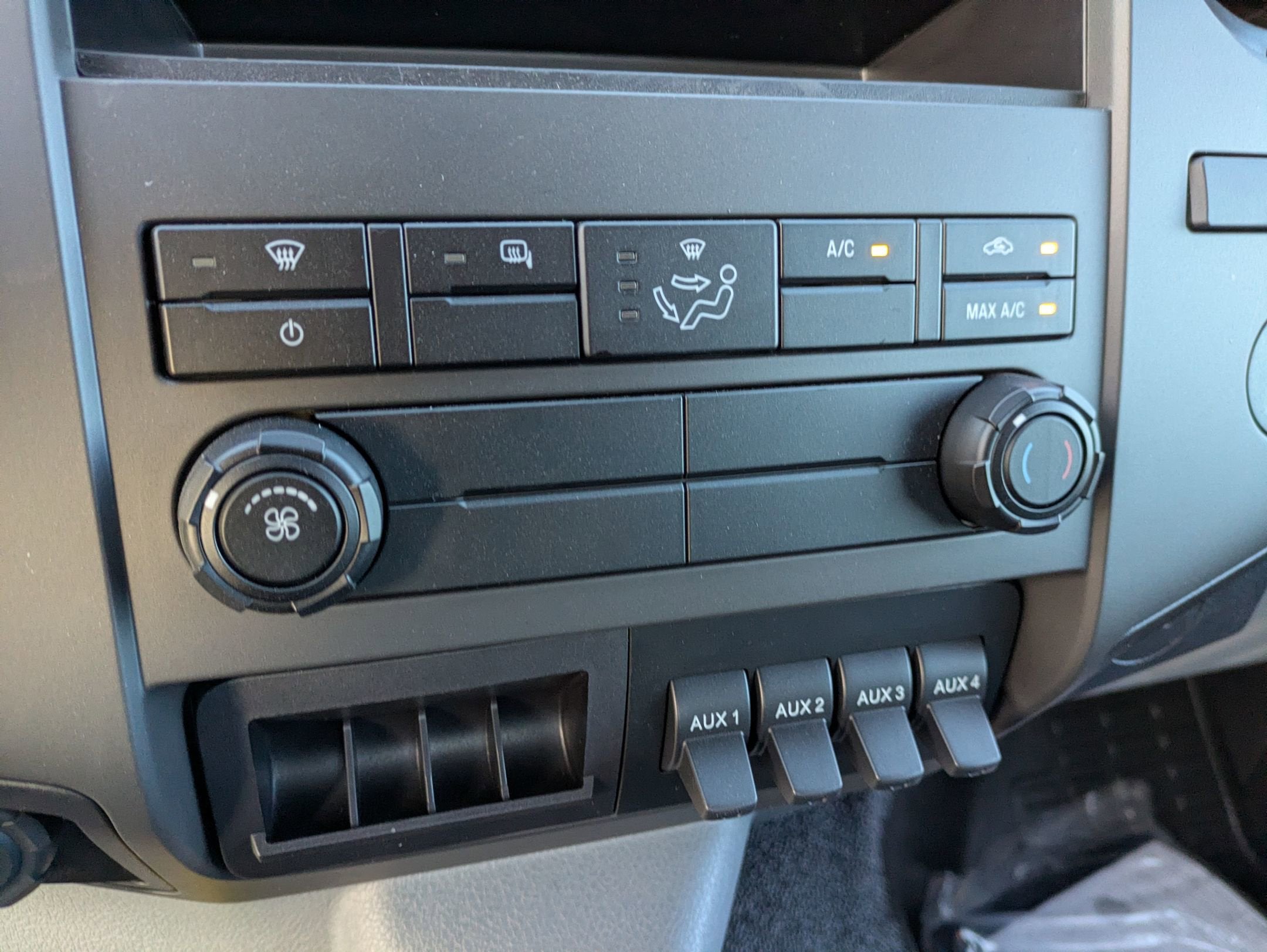 2026 Ford F-750SD Base