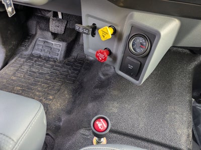 2027 Ford F-750SD Base