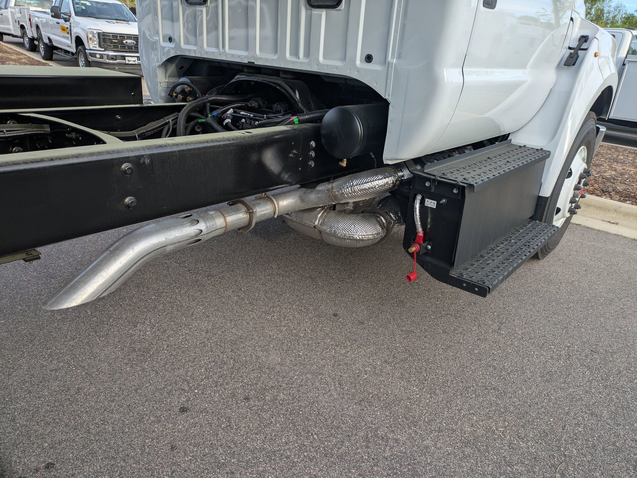 2027 Ford F-750SD Base