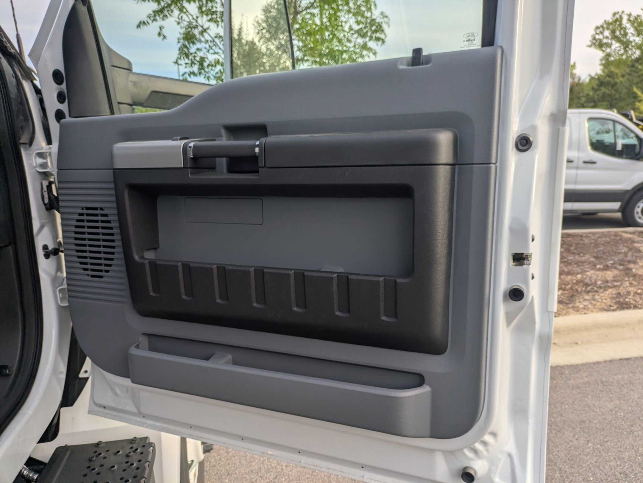 2027 Ford F-750SD Base