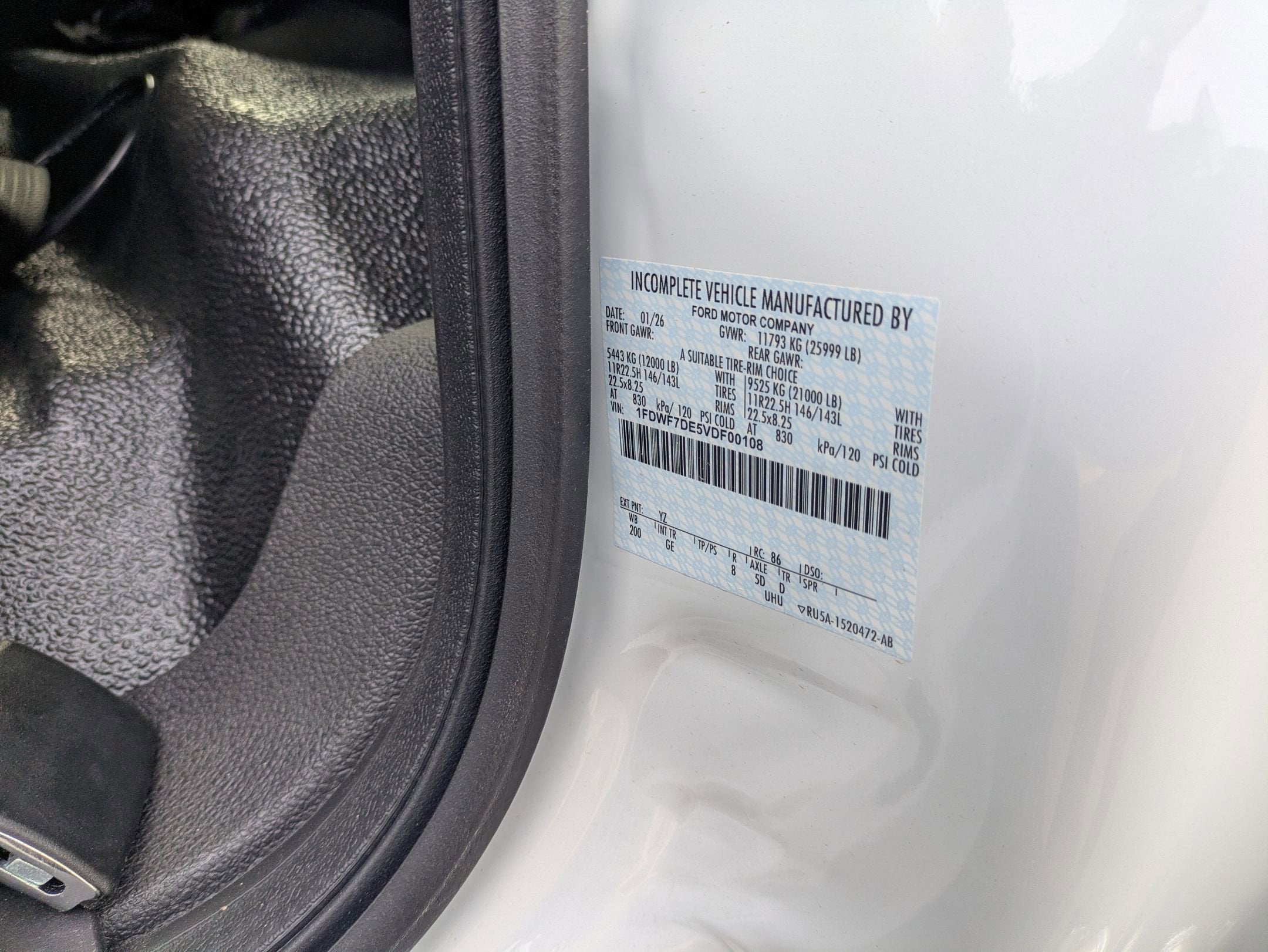 2027 Ford F-750SD Base