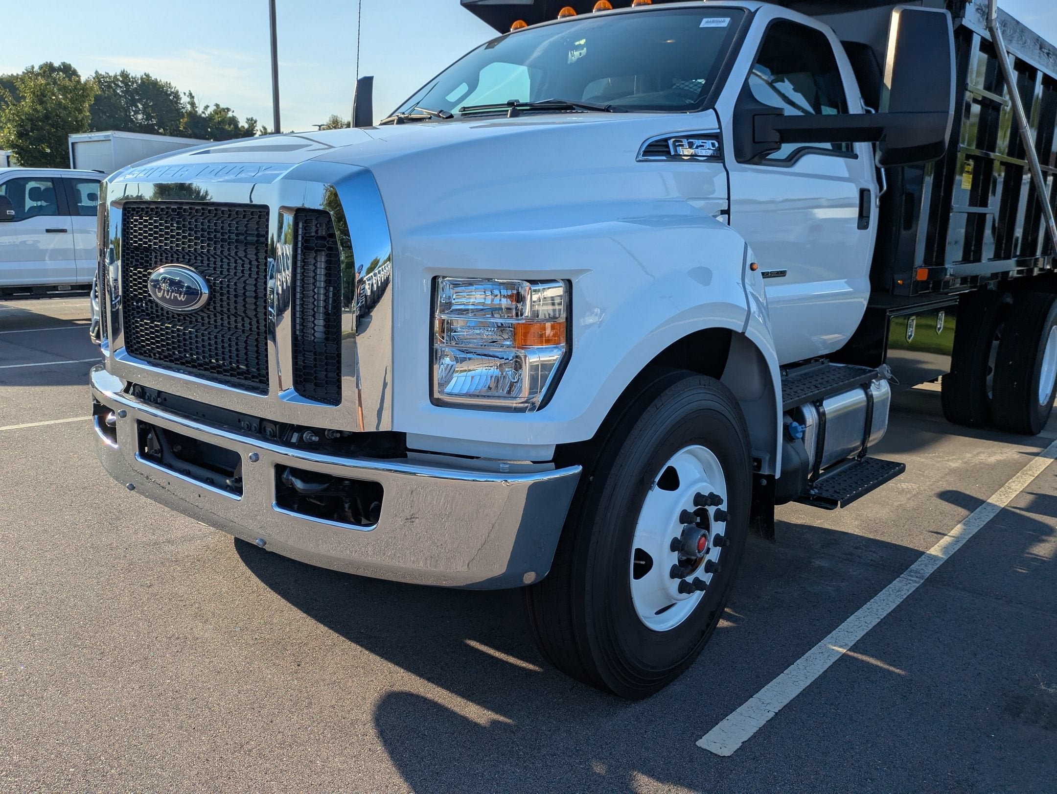 2027 Ford F-750SD Base