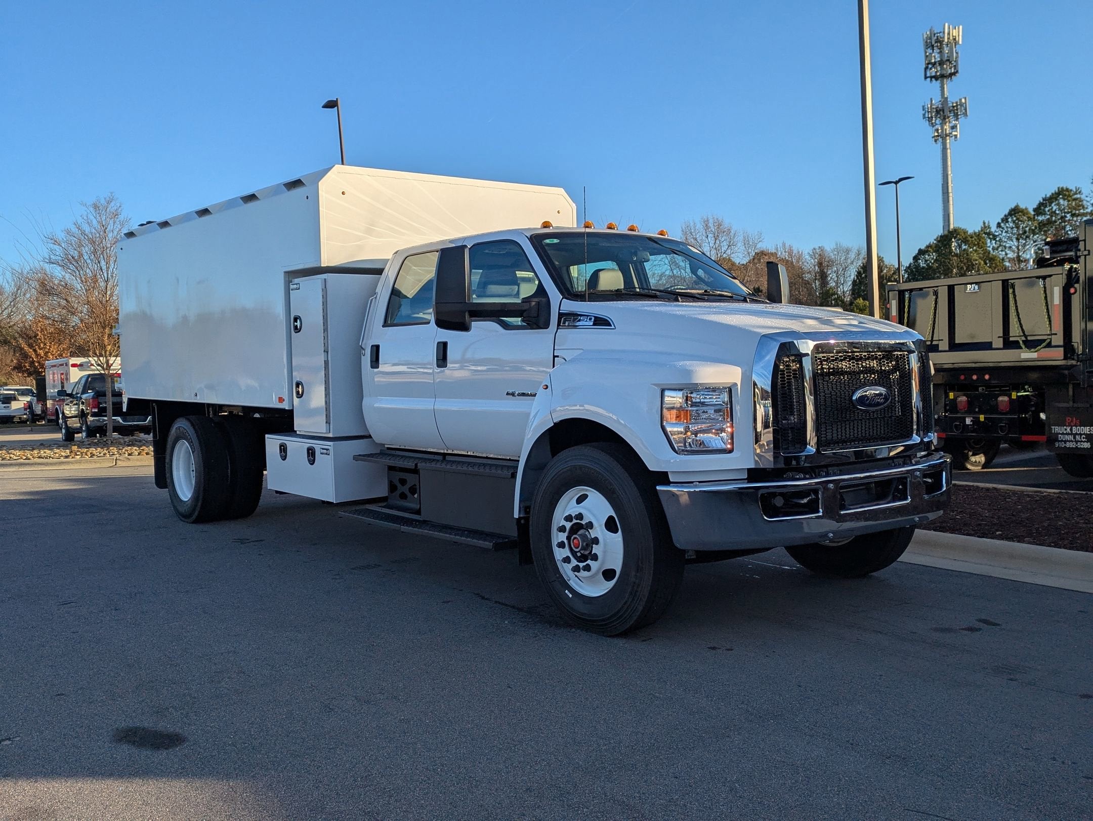 2026 Ford F-750SD Base