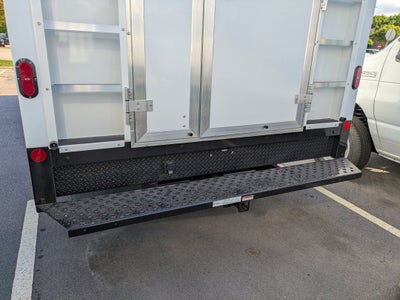 2027 Ford E-Series Cutaway Base