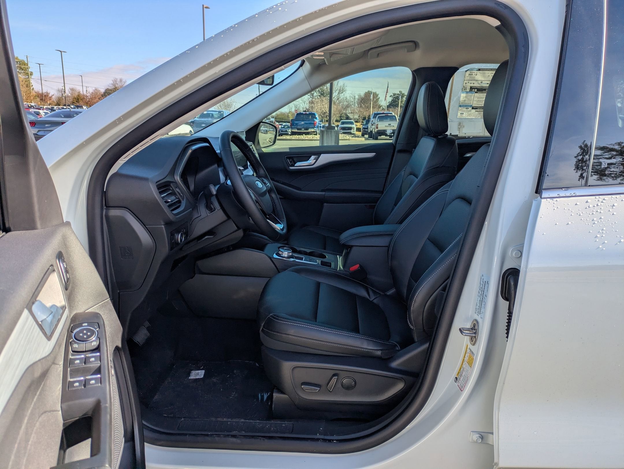 2026 Ford Escape Platinum