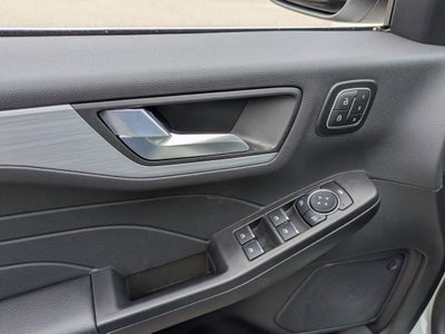 2026 Ford Escape Platinum