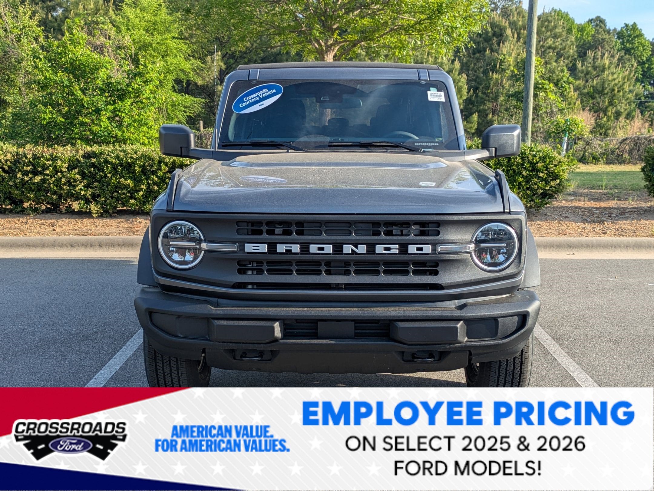 2025 Ford Bronco Base - Crossroads Courtesy Demo