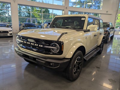 2026 Ford Bronco Outer Banks