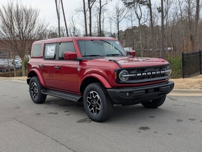 2026 Ford Bronco Outer Banks