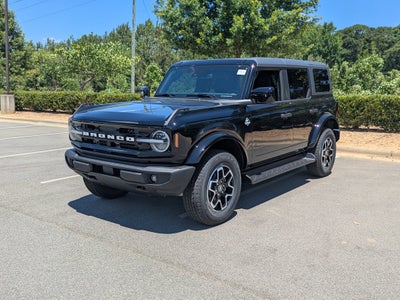 2026 Ford Bronco Outer Banks