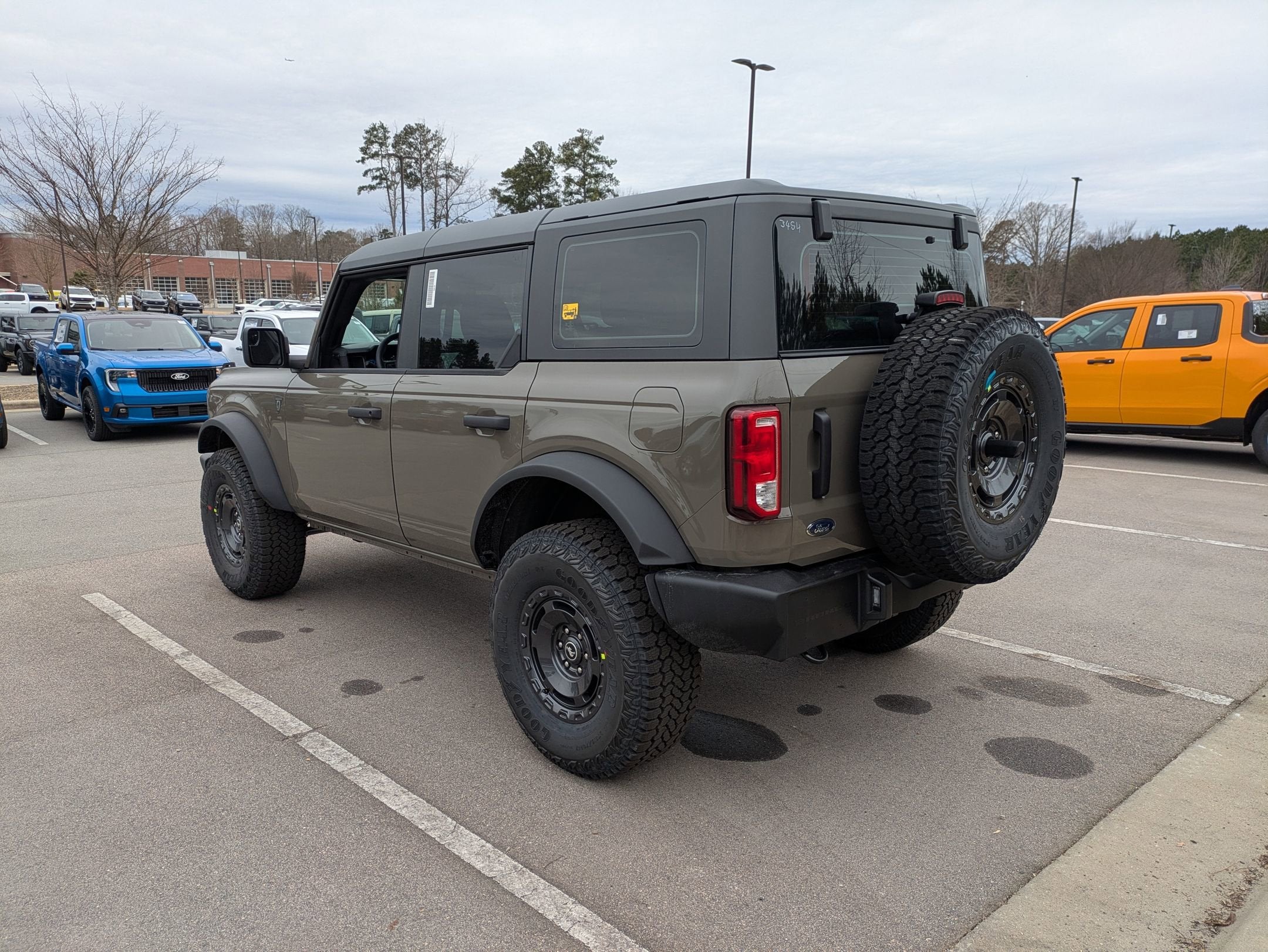 2025 Ford Bronco Base