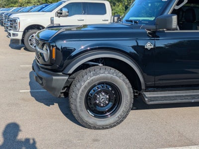 2026 Ford Bronco Outer Banks - Crossroads Courtesy Demo