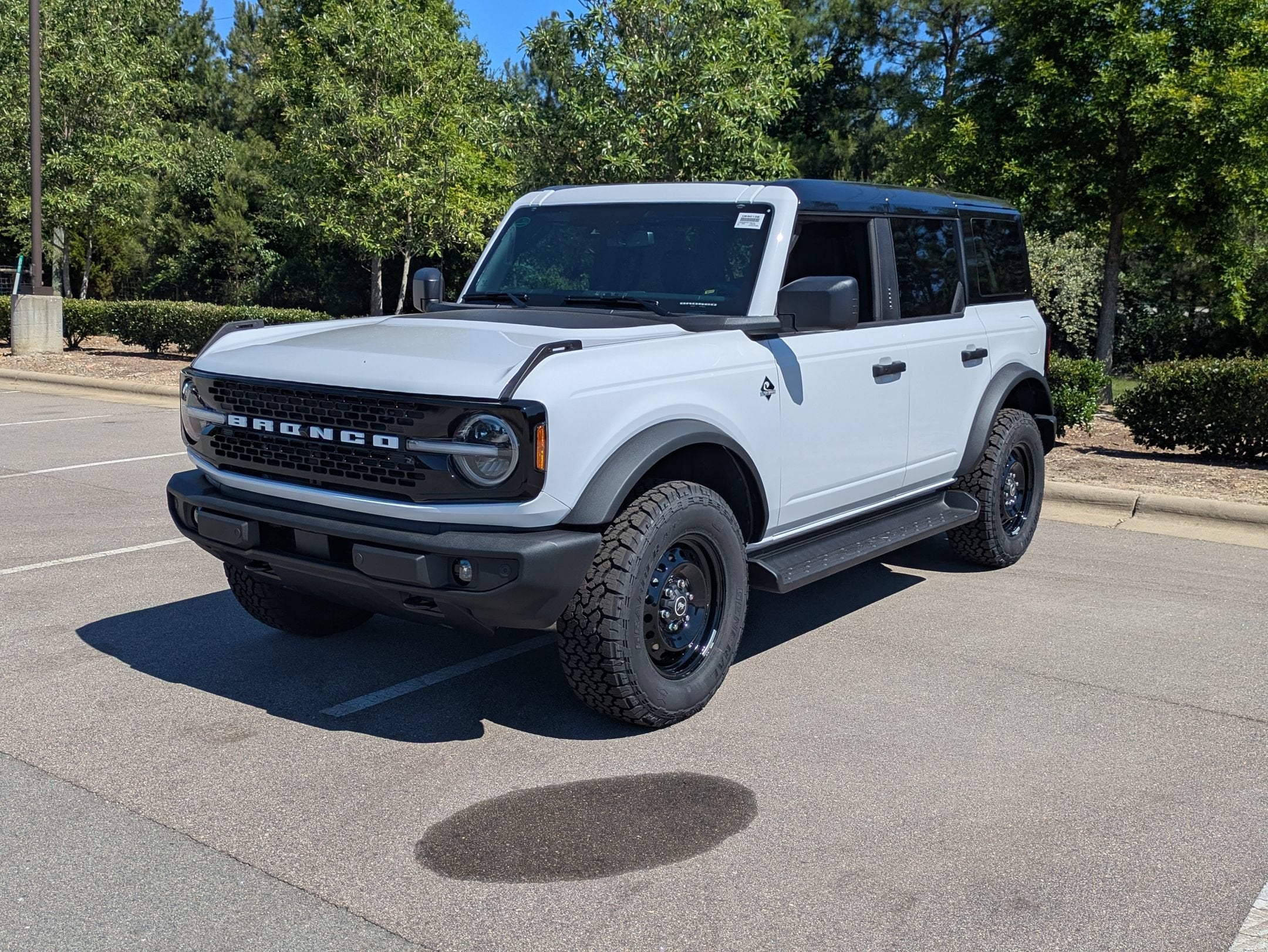 2026 Ford Bronco Outer Banks