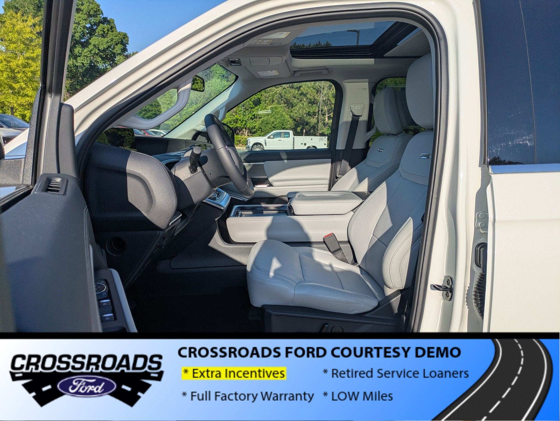 2026 Ford Expedition Max Platinum - Crossroads Courtesy Demo