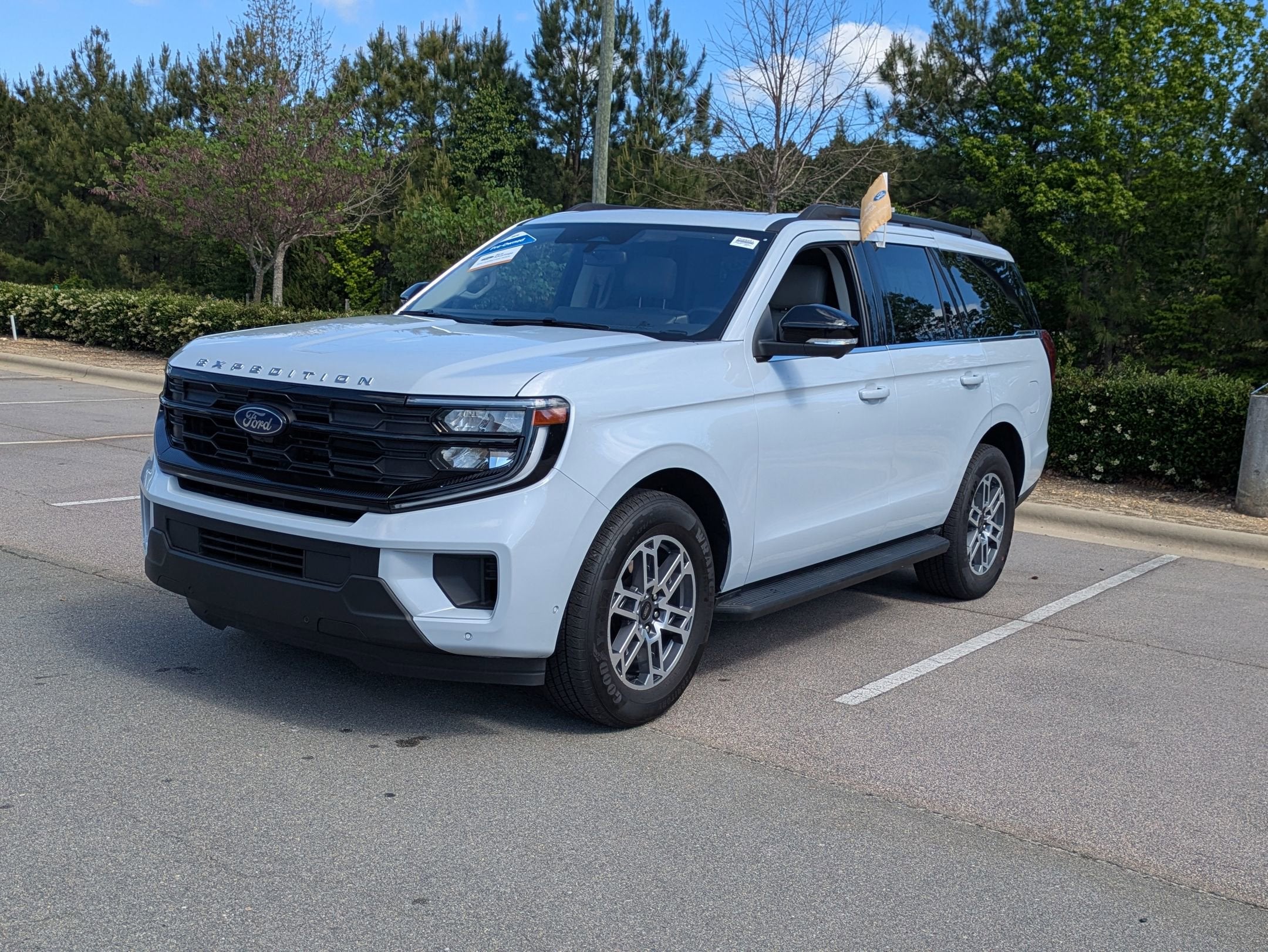 2025 Ford Expedition Active