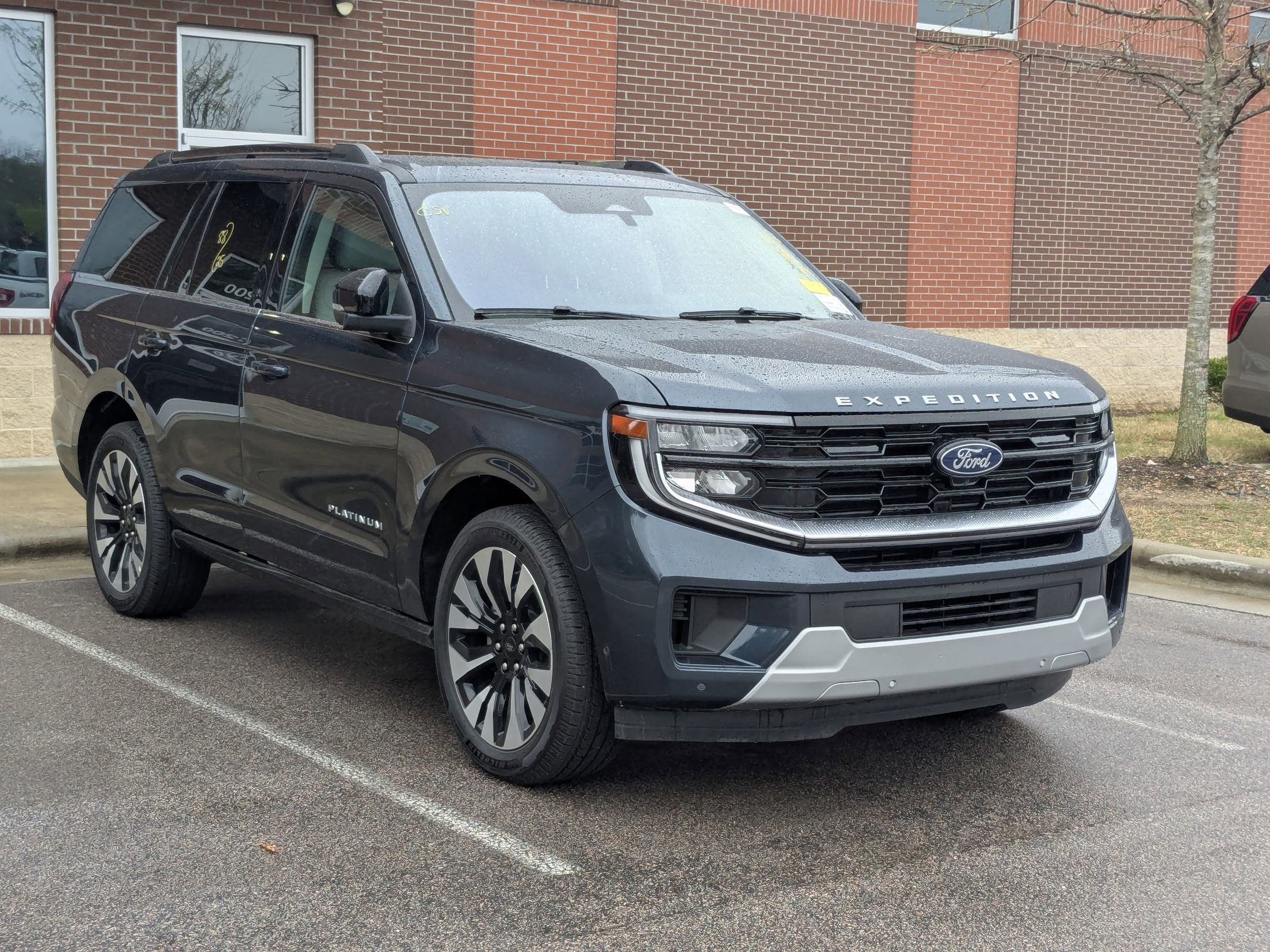 2025 Ford Expedition Platinum