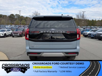 2025 Ford Expedition Platinum - Crossroads Courtesy Demo