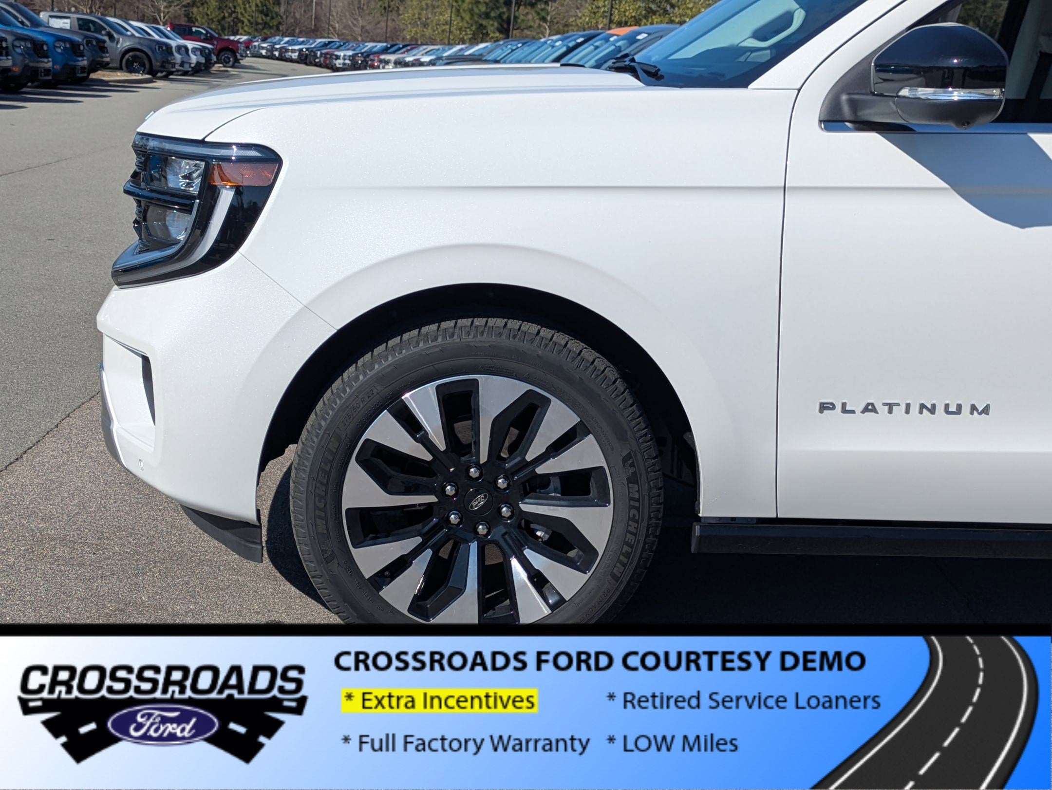 2025 Ford Expedition Platinum - Crossroads Courtesy Demo