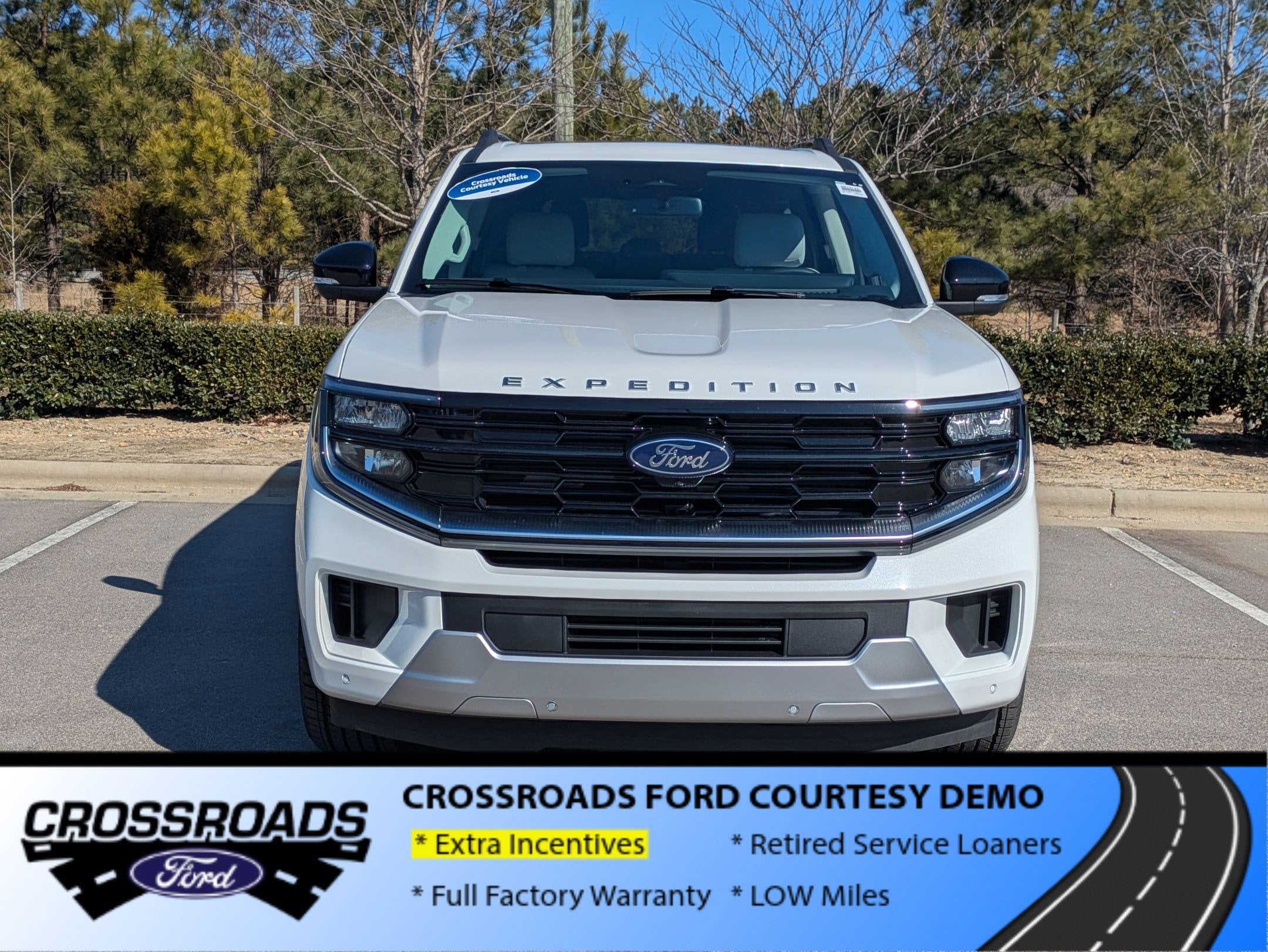 2025 Ford Expedition Platinum - Crossroads Courtesy Demo