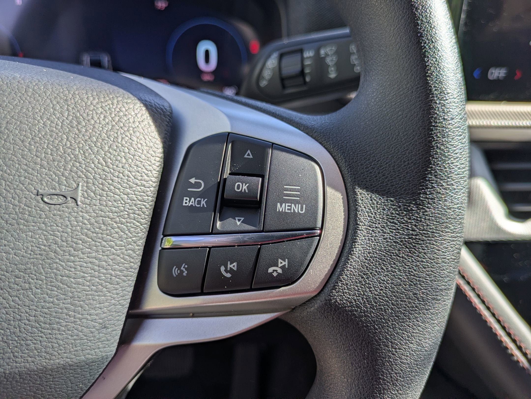 2026 Ford Explorer Active w/100A Pkg - Crossroads Courtesy Demo