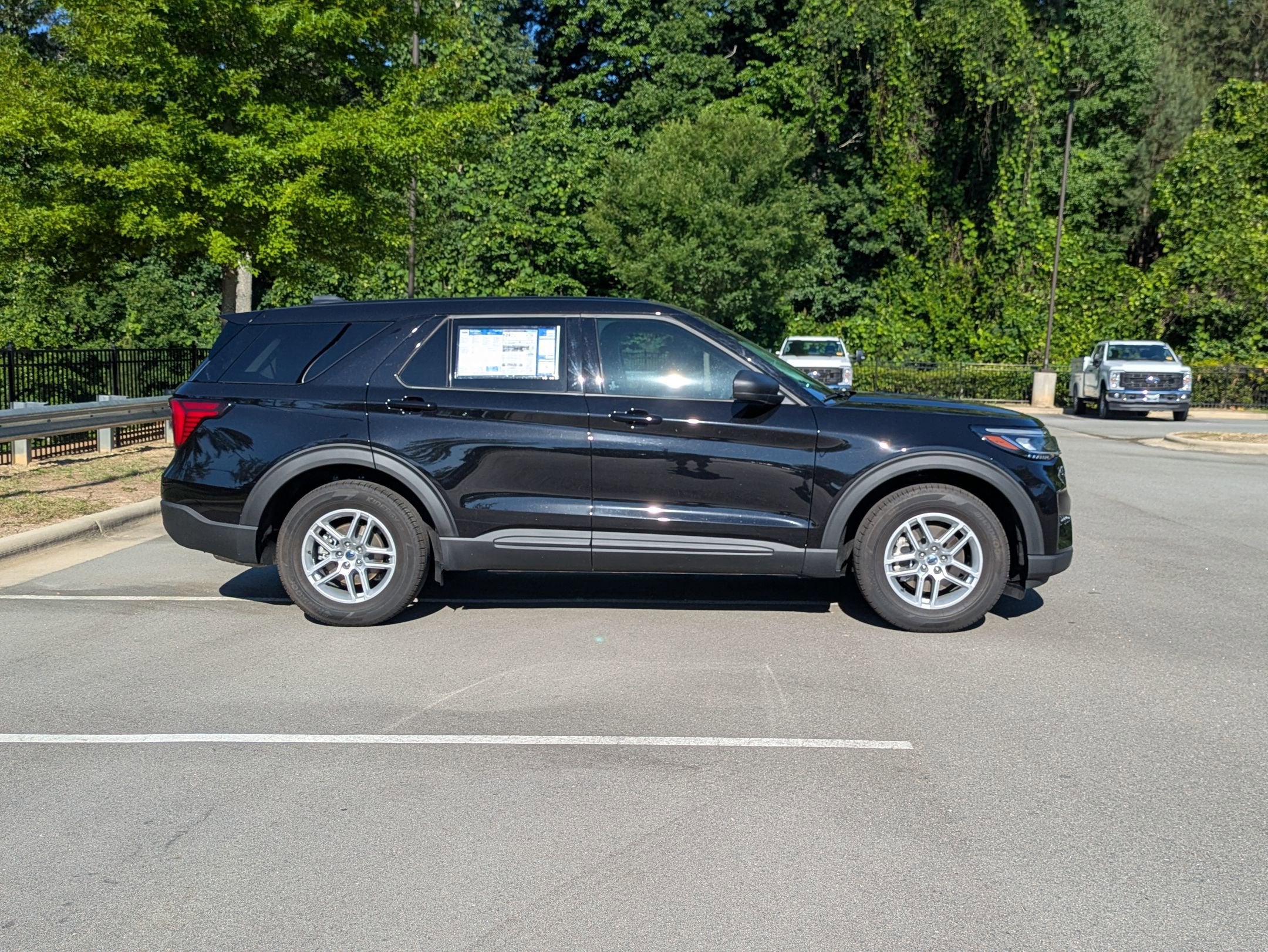 2026 Ford Explorer Active w/100A Pkg - Crossroads Courtesy Demo