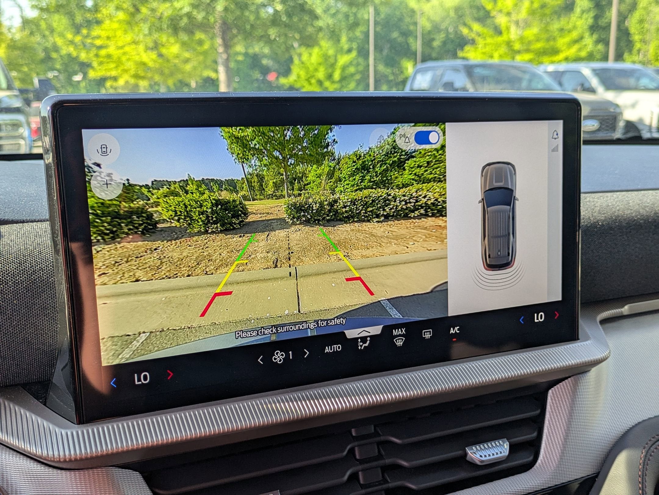 2026 Ford Explorer Active w/100A Pkg - Crossroads Courtesy Demo
