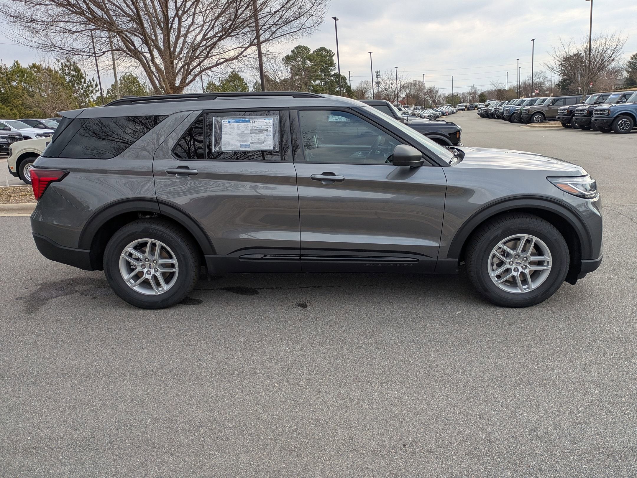 2026 Ford Explorer Active w/200A Pkg