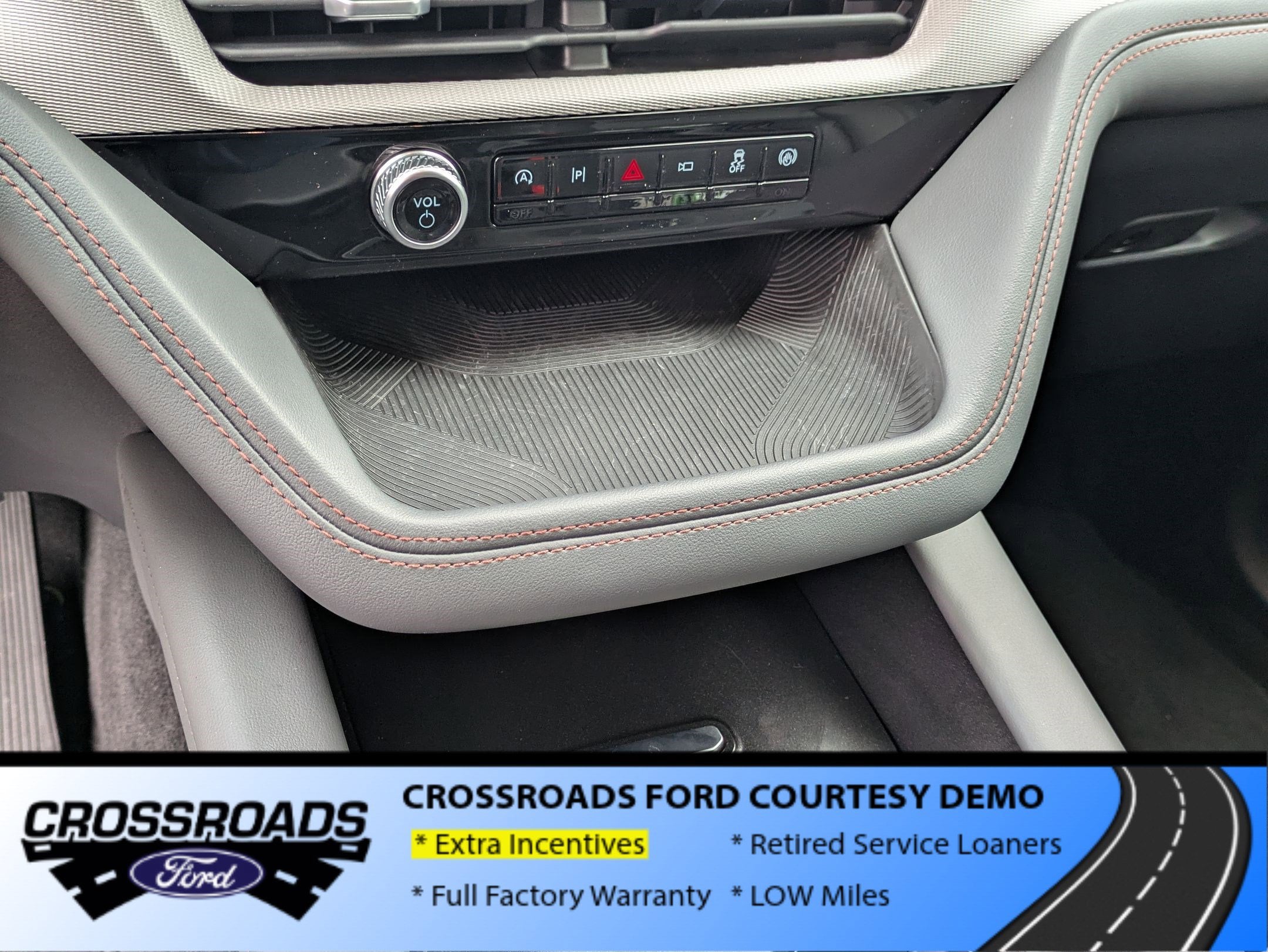 2025 Ford Explorer Active - Crossroads Courtesy Demo