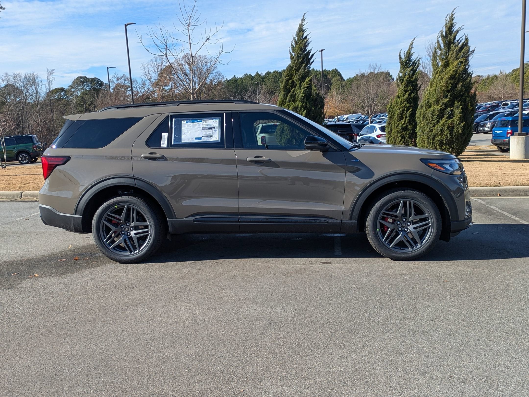 2026 Ford Explorer ST-Line