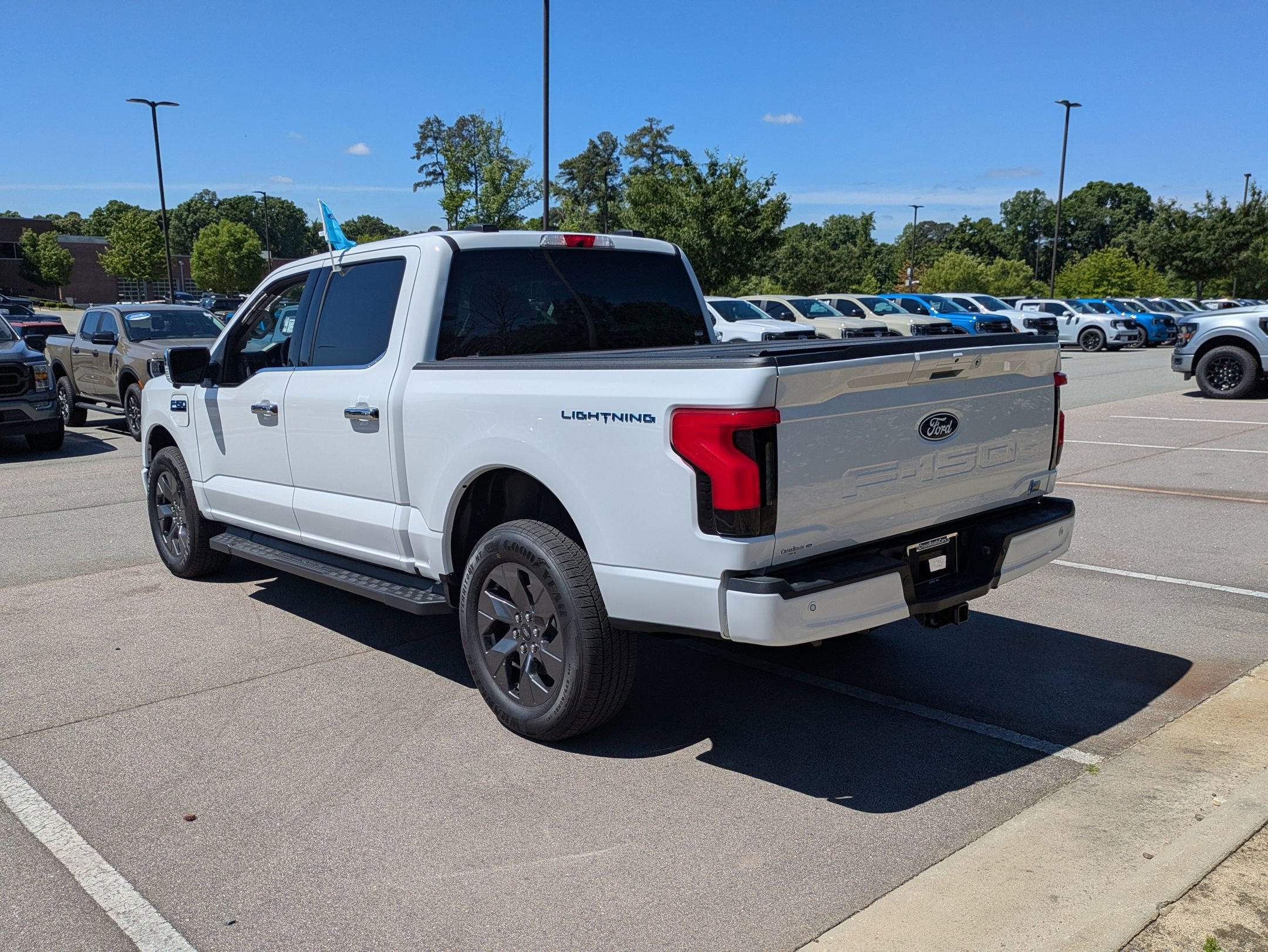 2025 Ford F-150 Lightning Flash