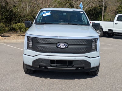 2025 Ford F-150 Lightning Flash