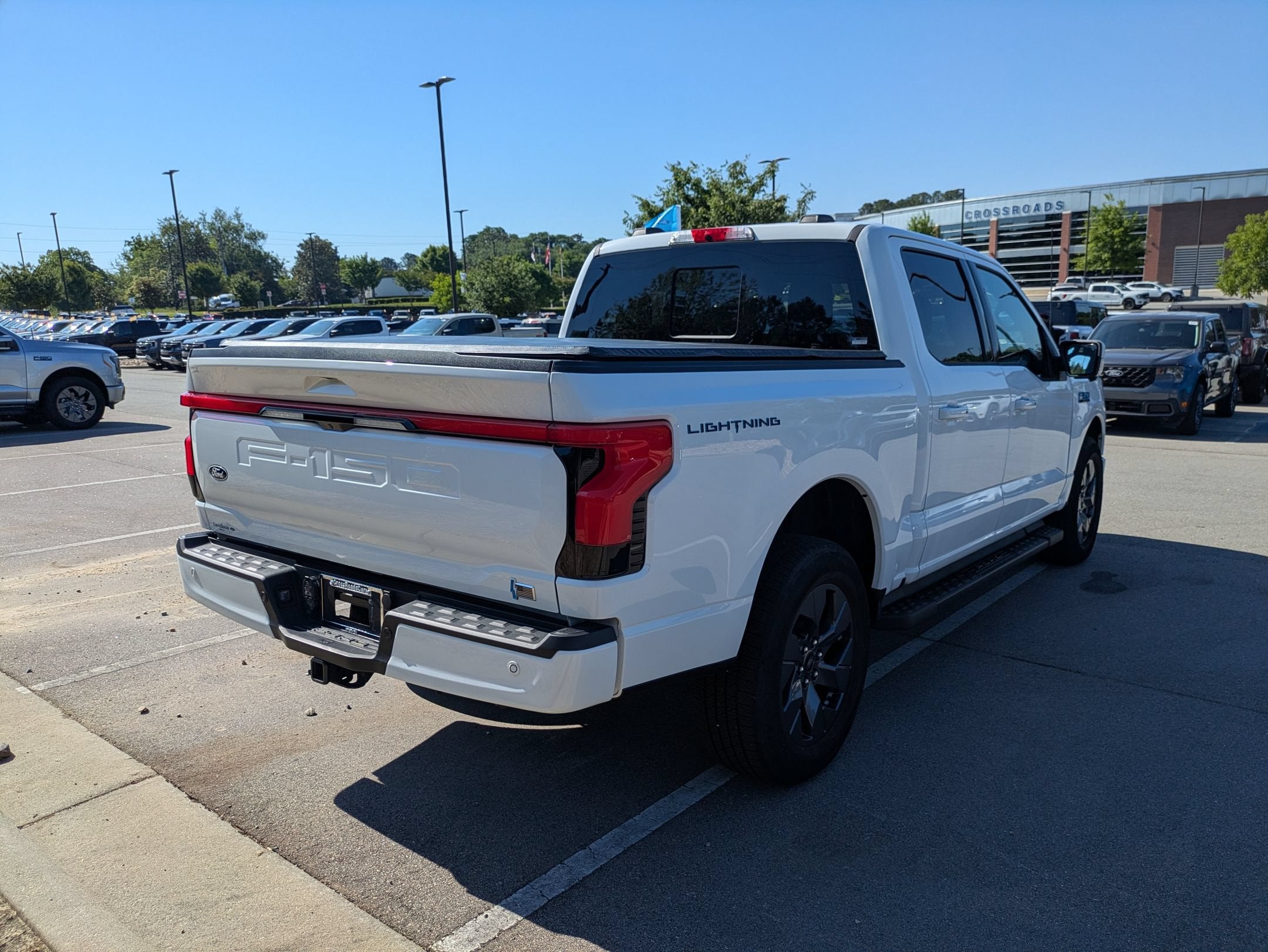 2025 Ford F-150 Lightning LARIAT