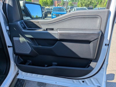 2025 Ford F-150 Lightning LARIAT