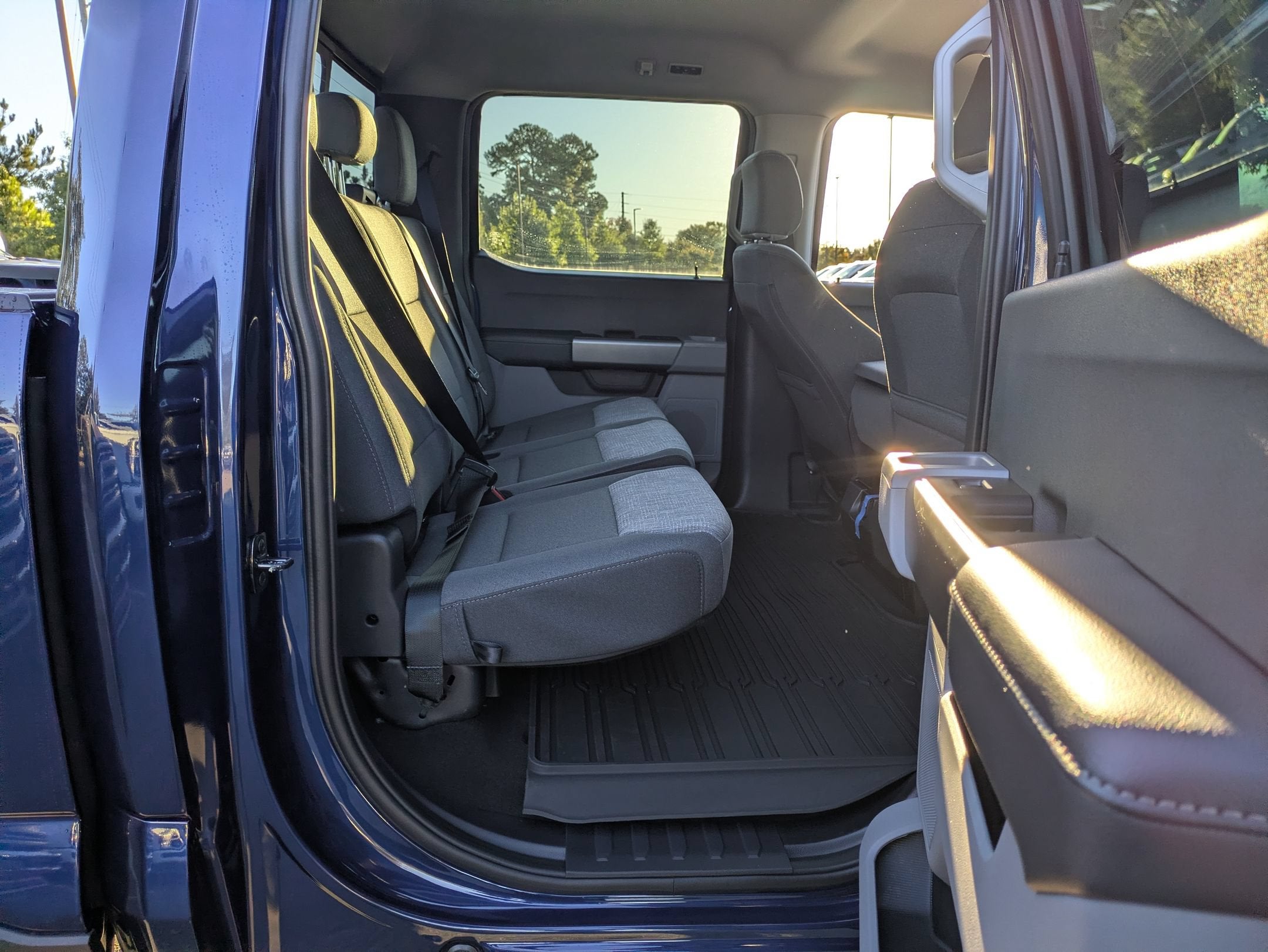 2027 Ford Super Duty F-250 SRW XLT