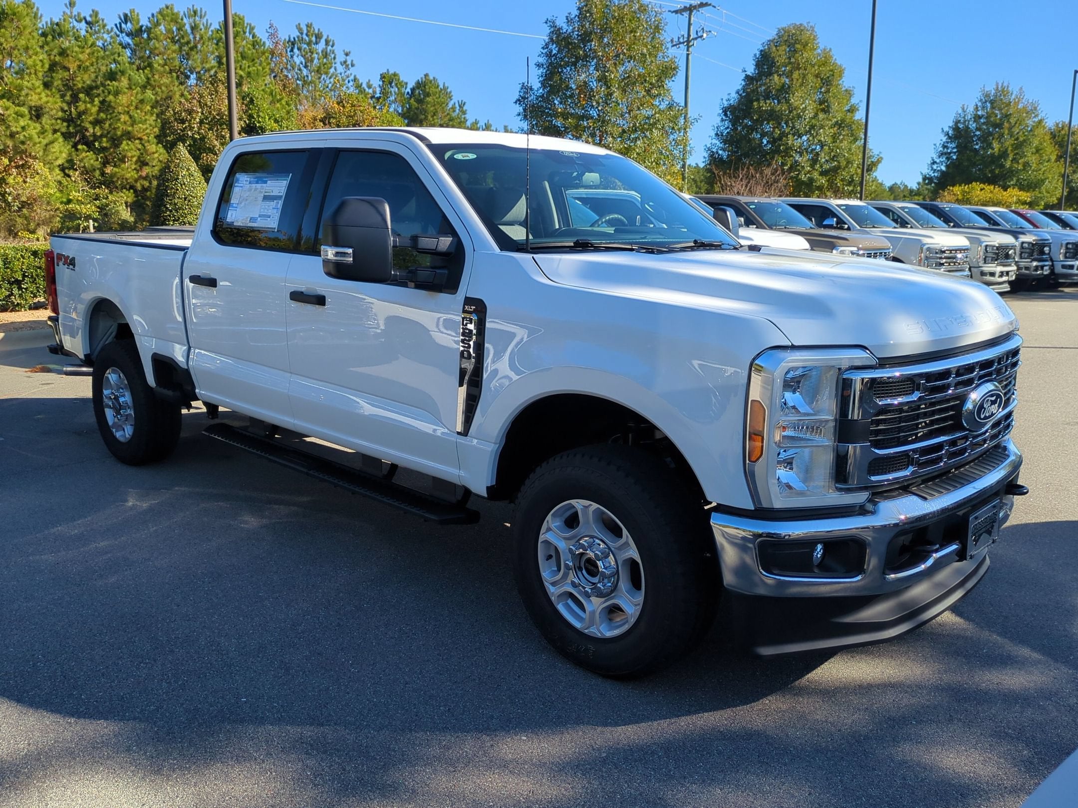 2027 Ford Super Duty F-250 SRW XLT