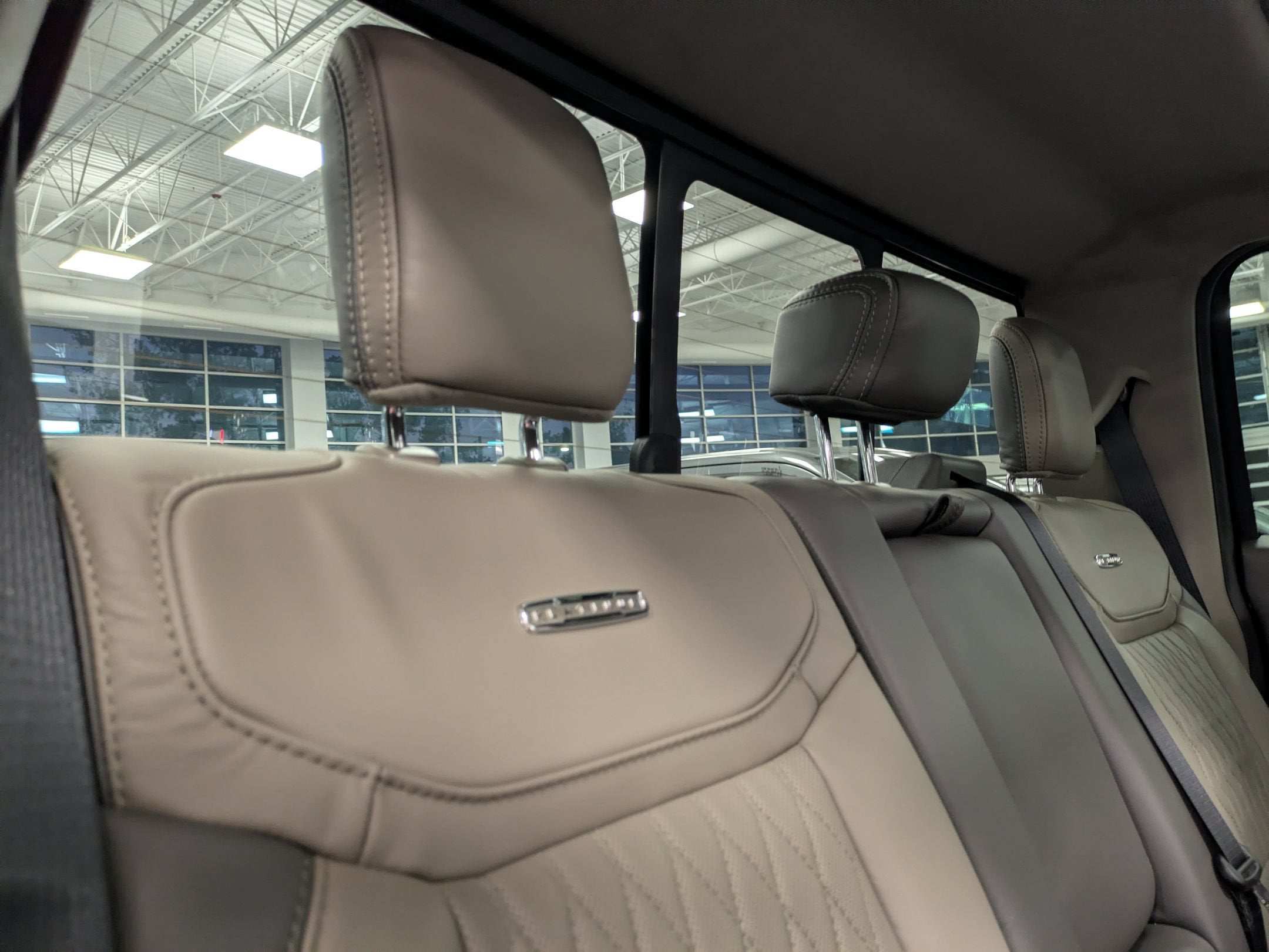2027 Ford Super Duty F-250 SRW Platinum